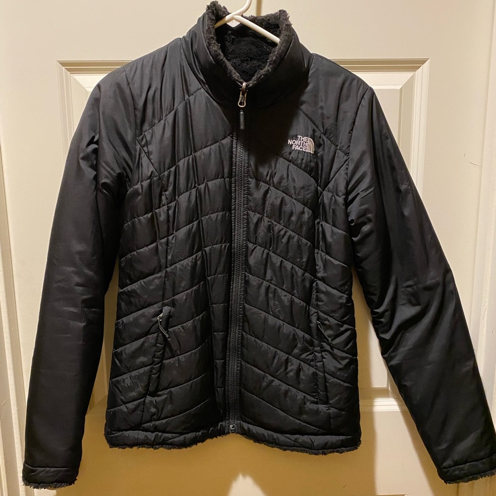 The North Face Women’s Black Mossbud Reversible Fleece Jacket Small